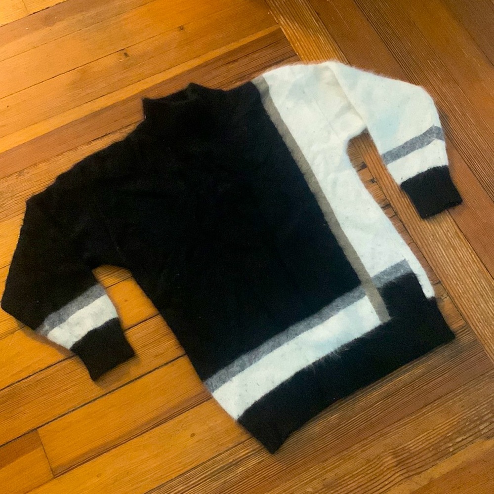 Vintage 80s Rafaella Turtleneck Sweater